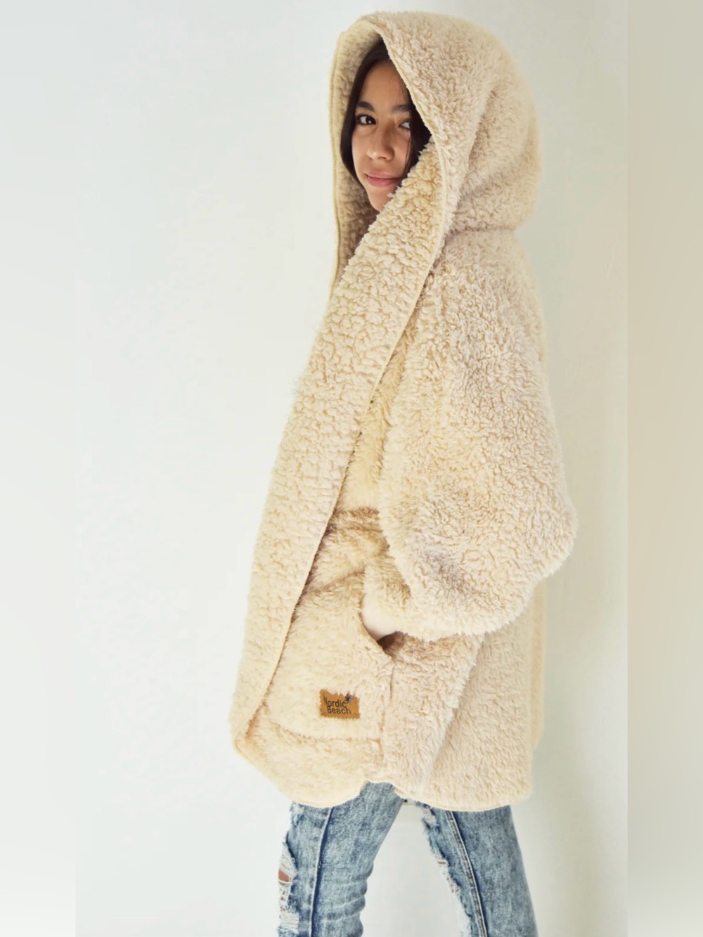 Nordic Beach Fluffy Frappe Cozy Sherpa Body Wrap Hooded Cardigan White One Size - Picture 10 of 11